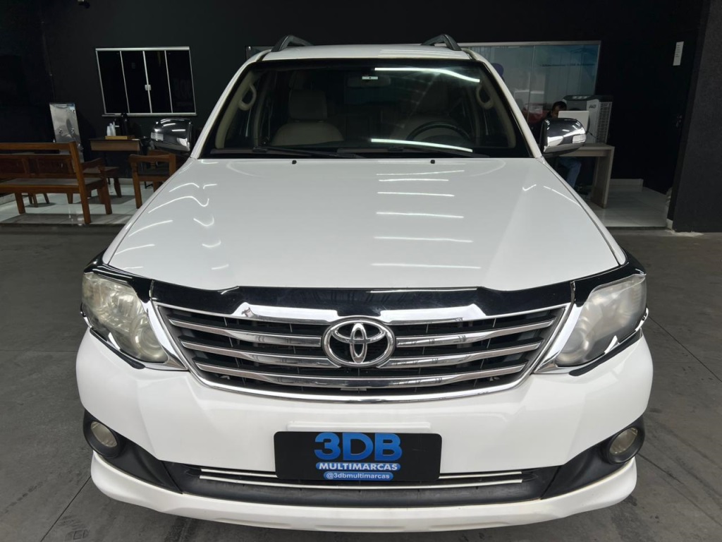 TOYOTA Hilux SW4 SR 2.7 16v 2014 - miniatura 2