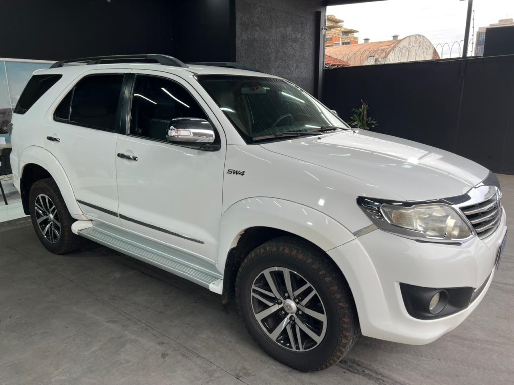 TOYOTA Hilux SW4 SR 2.7 16v 2014 - miniatura 3