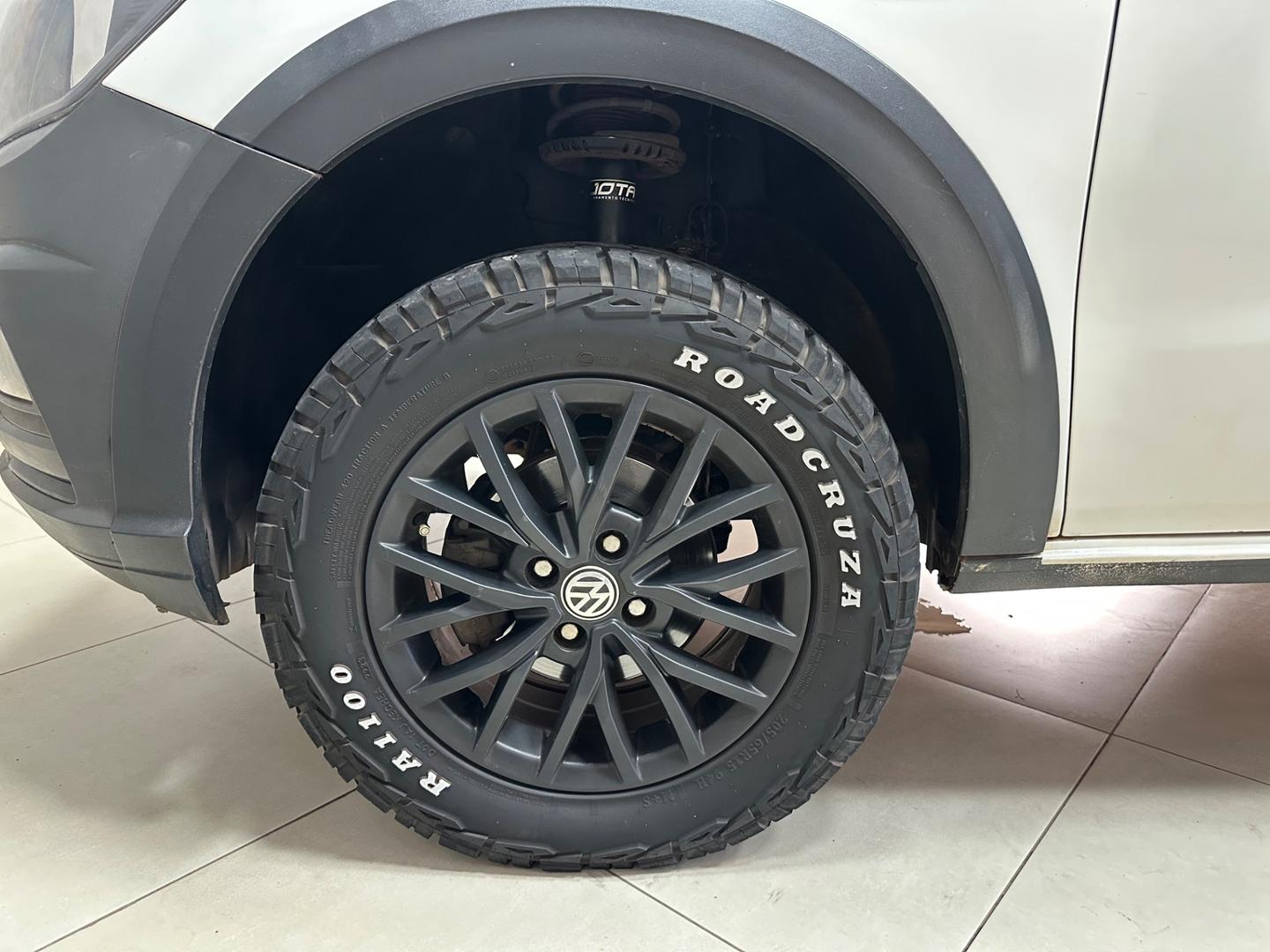 VOLKSWAGEN Saveiro Robust 1.6 16v C.S. 2017 - miniatura 9