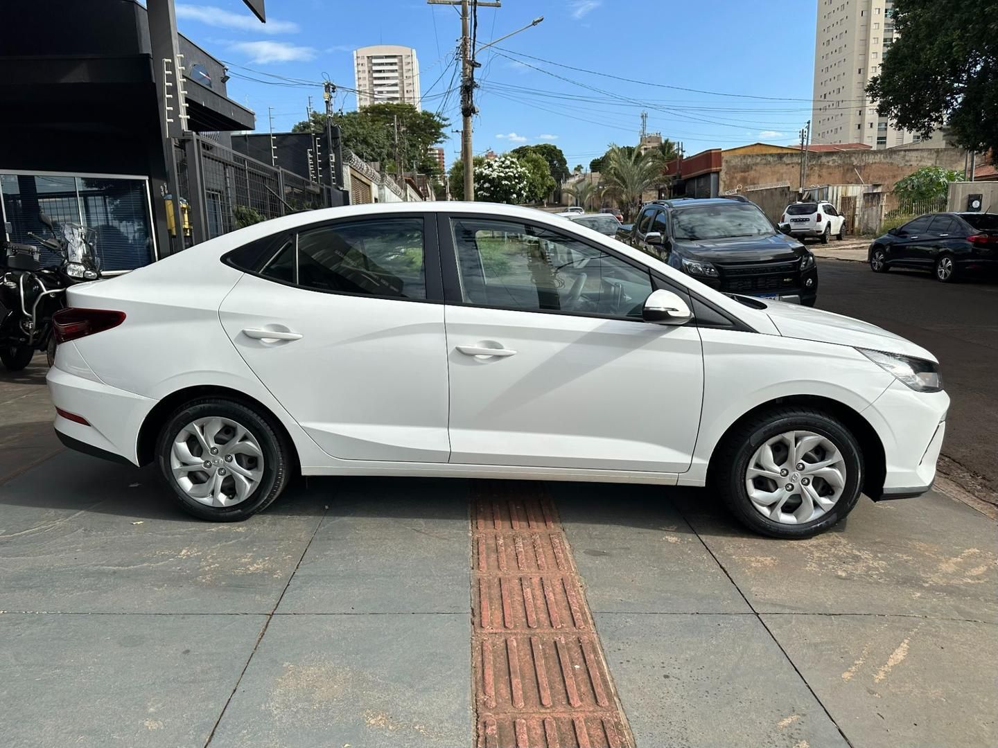HYUNDAI HB20S Comfort 1.0 12v 2024 - miniatura 6