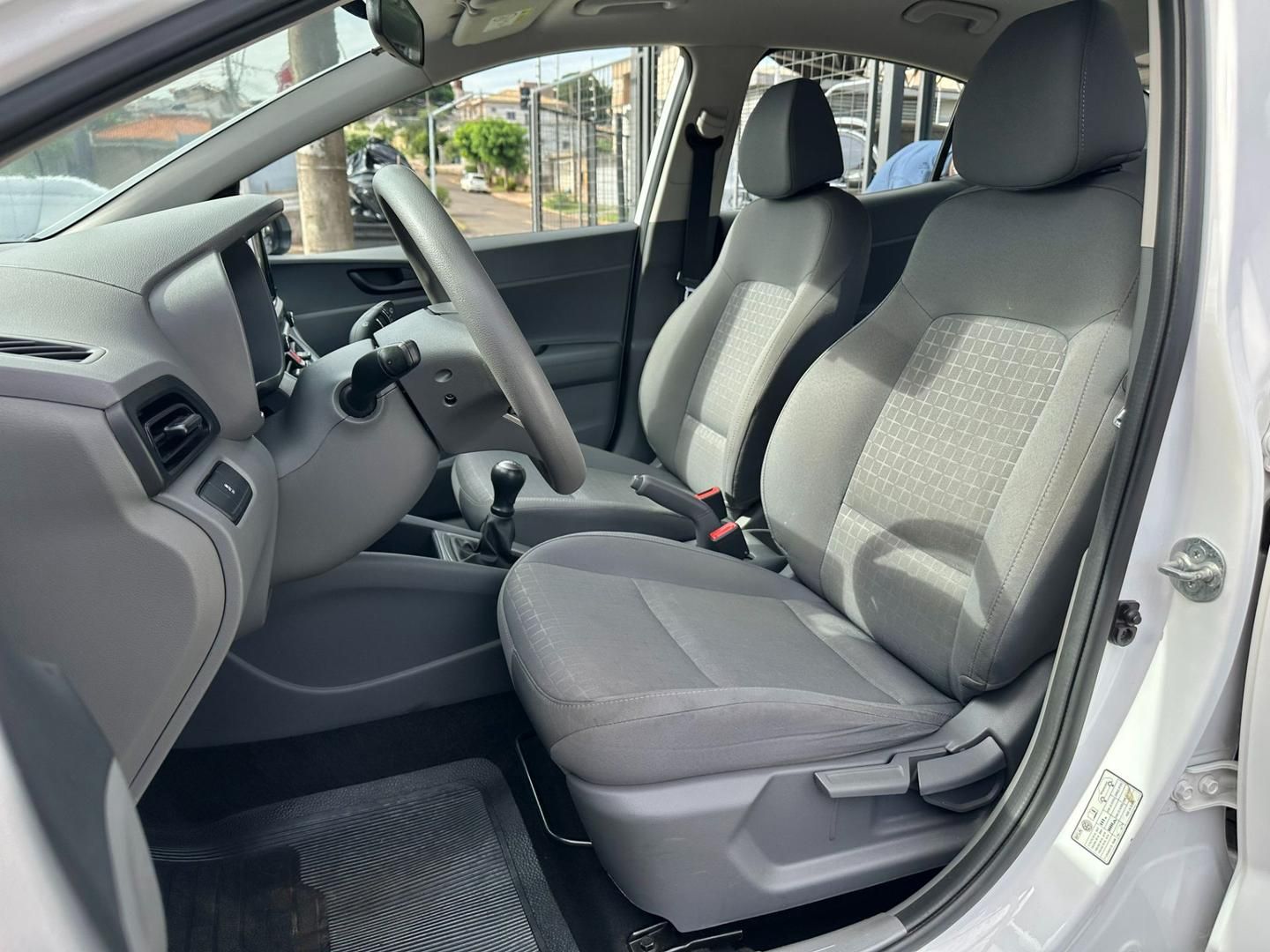 HYUNDAI HB20S Comfort 1.0 12v 2024 - miniatura 13