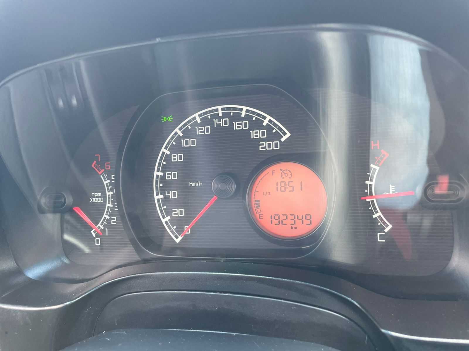FIAT Strada Working 1.4 C.D. 2015 - miniatura 10
