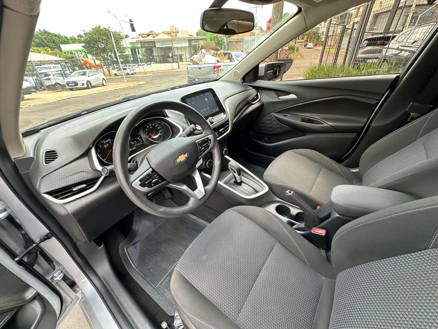 CHEVROLET Onix Sedan Plus LT 1.0T 12v 2023 - miniatura 8