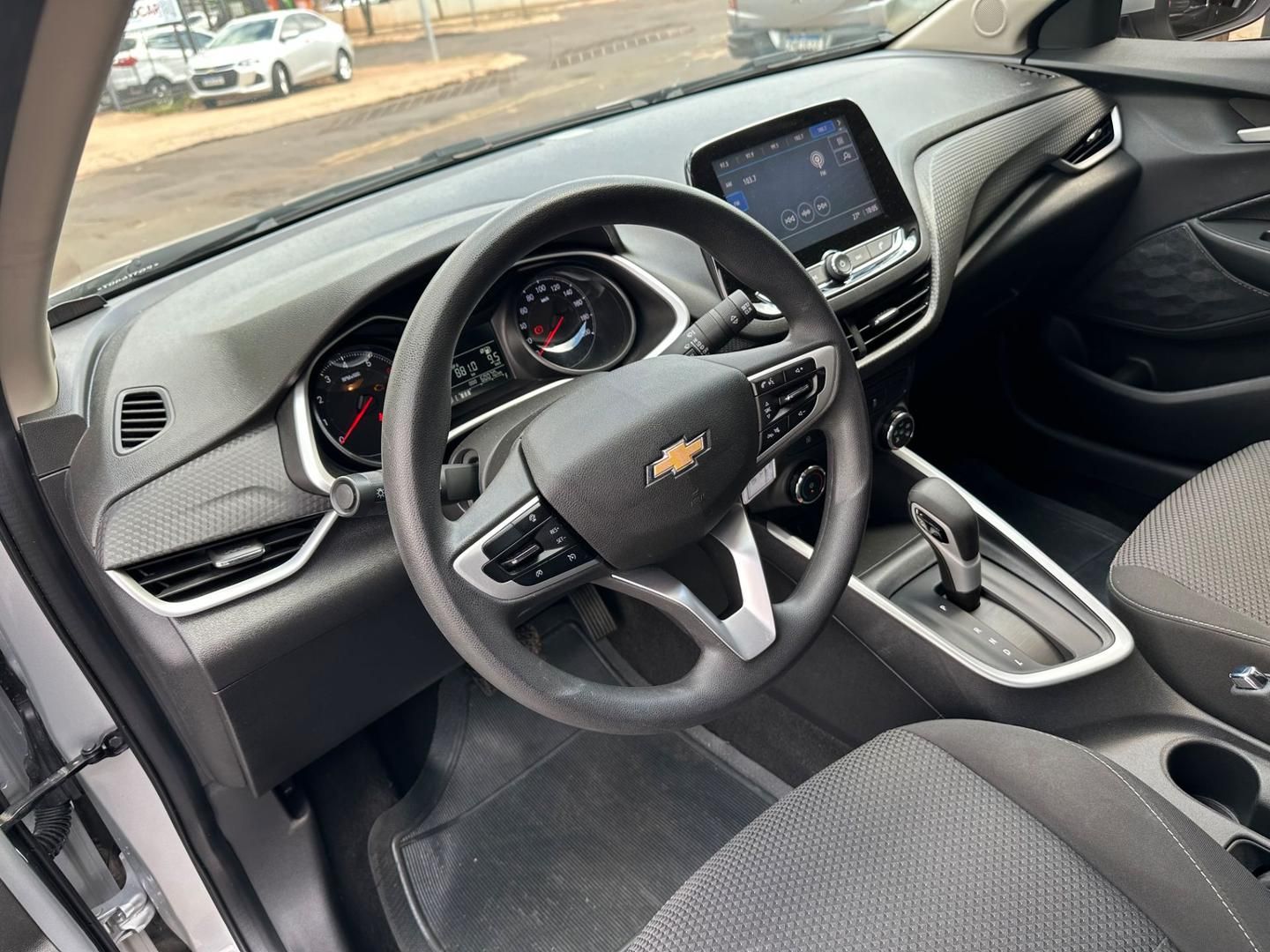 CHEVROLET Onix Sedan Plus LT 1.0T 12v 2023 - miniatura 12
