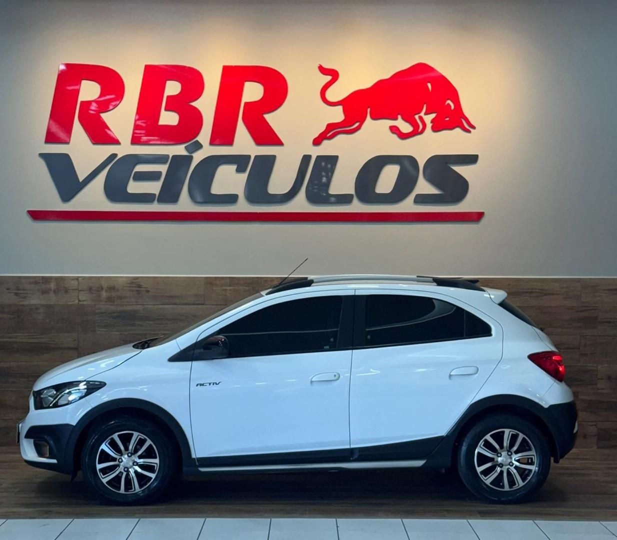 CHEVROLET Onix Activ 1.4 2017 - miniatura 5