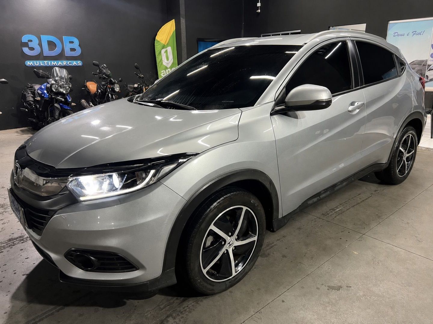 Vista principal de HONDA HR-V EX 1.8 16v 2021